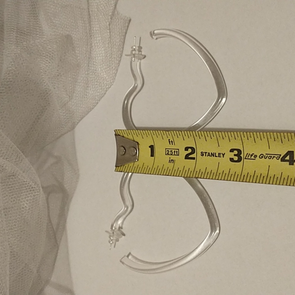 Clear Acrylic Large Heart Earrings! - Picture 4 of 6